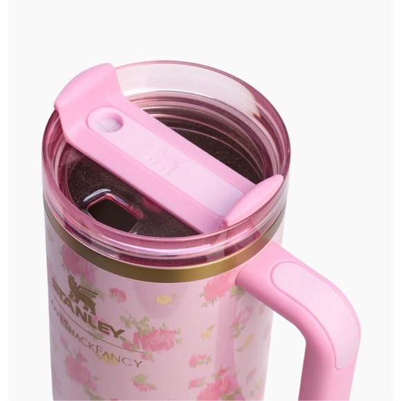 Sold Out Stanley 1913 x LoveShackFancy Quencher H2.0 Flowstate™ Tumbler | 40 OZ - Picture 3 of 15